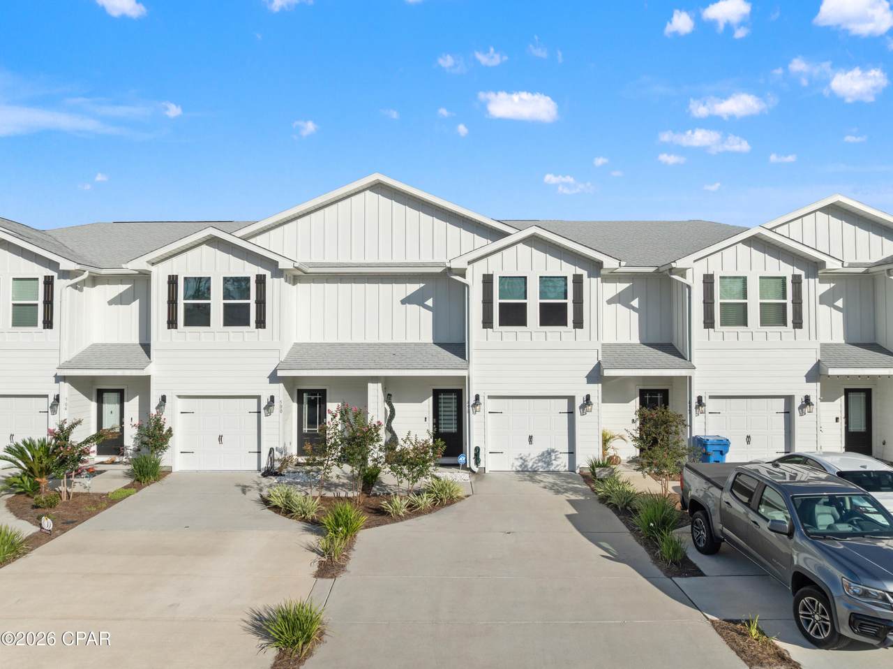496 Melrose Way - Photo 1
