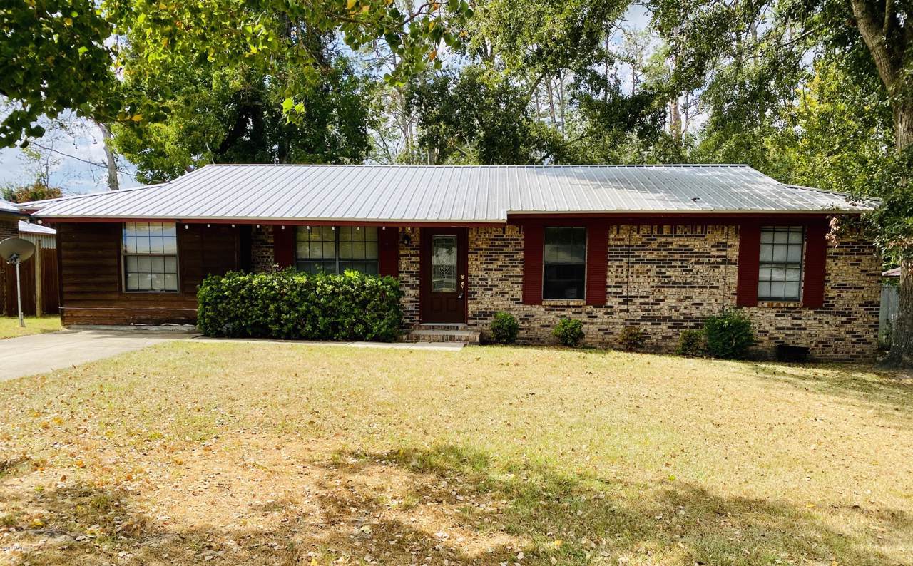 550 Davis Street - Photo 1
