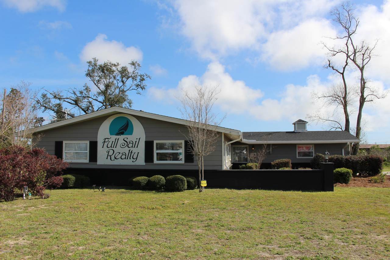 2221 Saint Andrews Boulevard - Photo 1