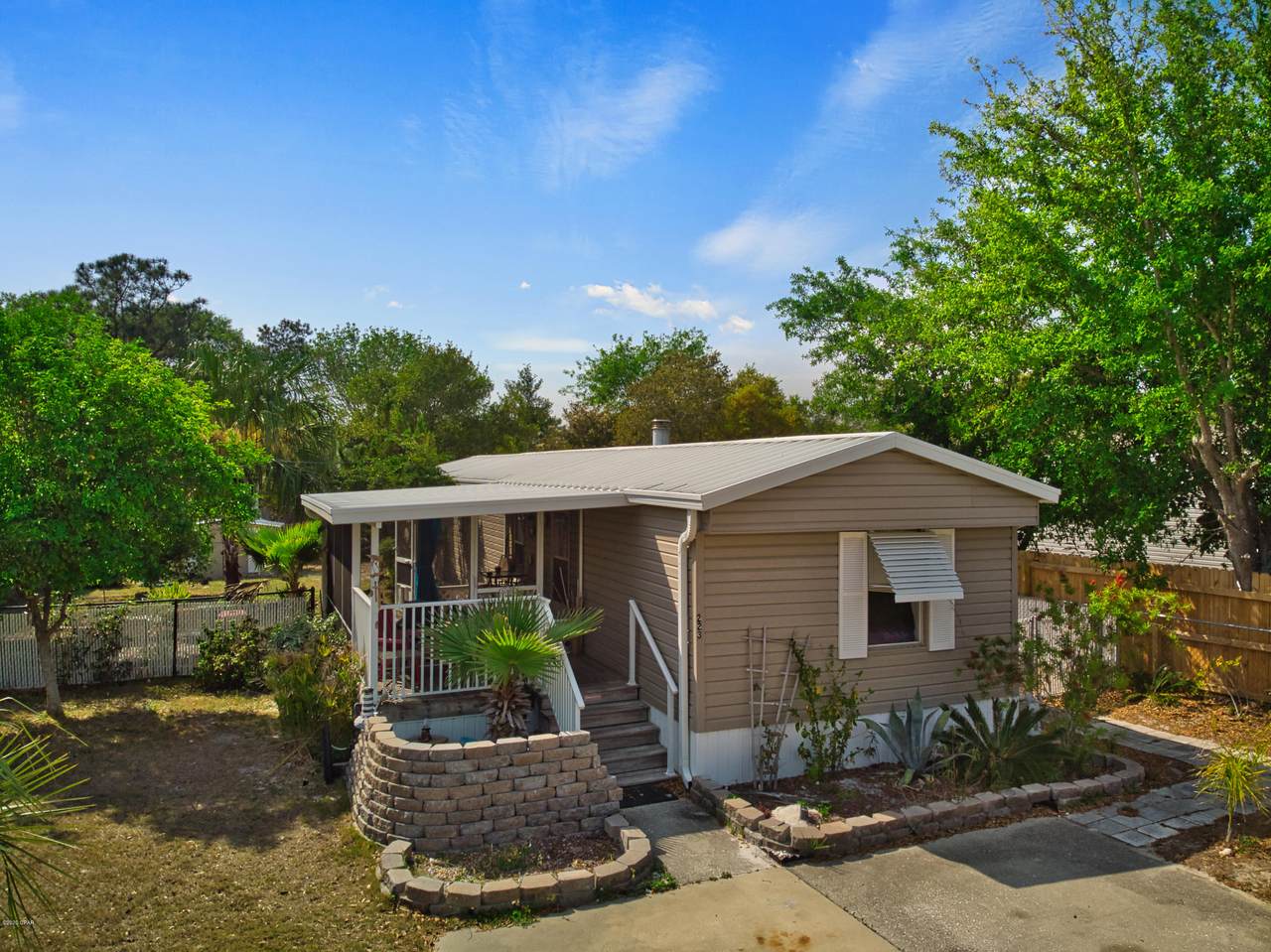 223 Christmas Tree Lane - Photo 1
