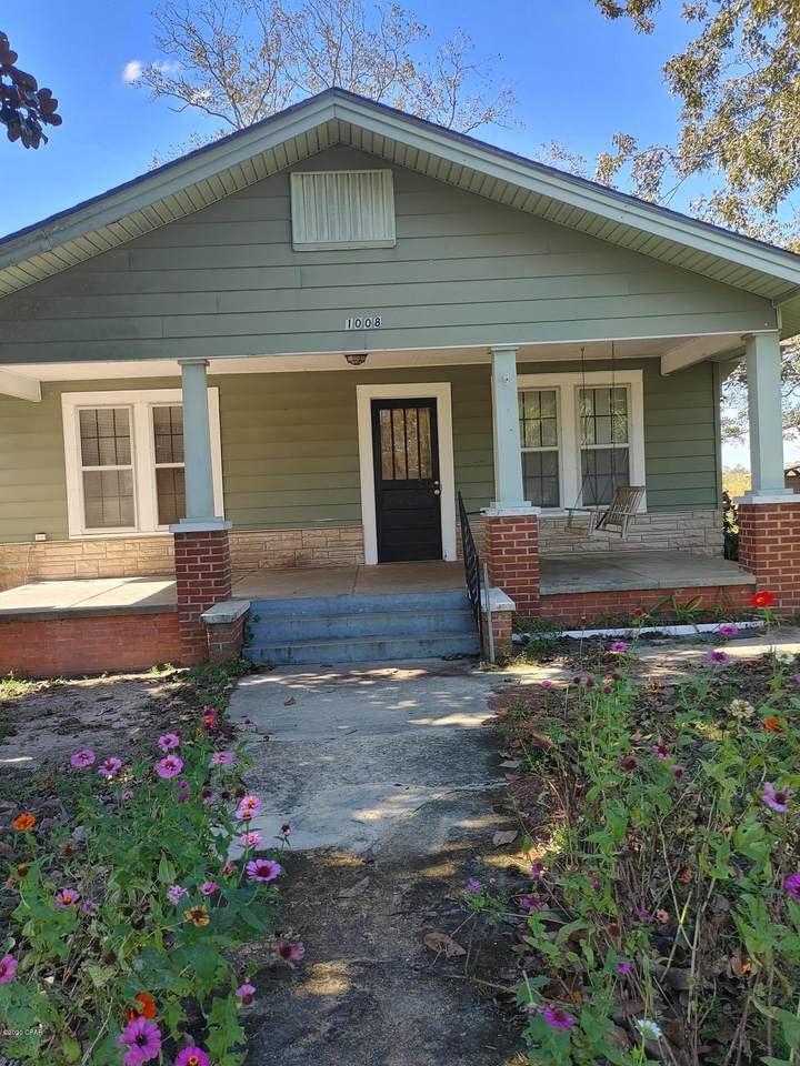 1008 Highway 79 - Photo 1