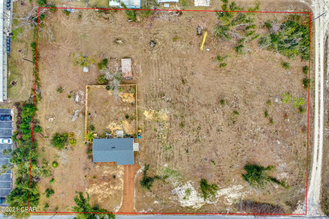 5627 Lois Street - Photo 1
