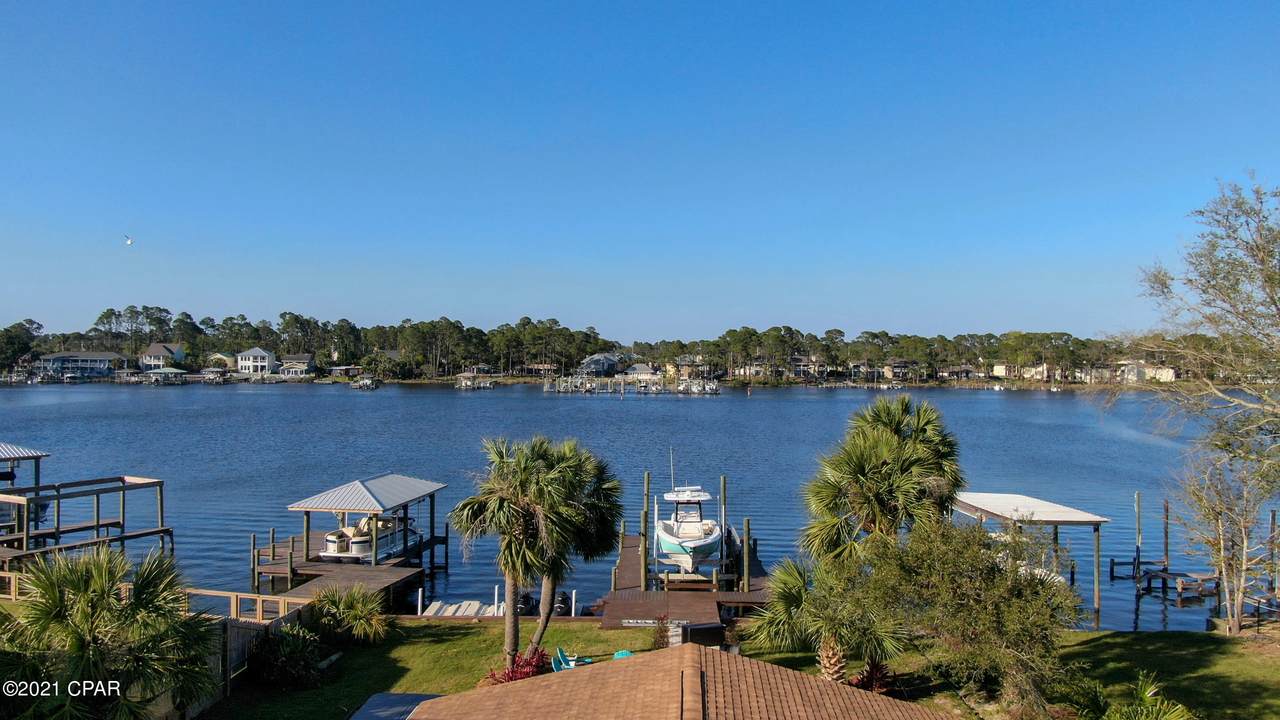 6618 Lagoon Drive - Photo 1