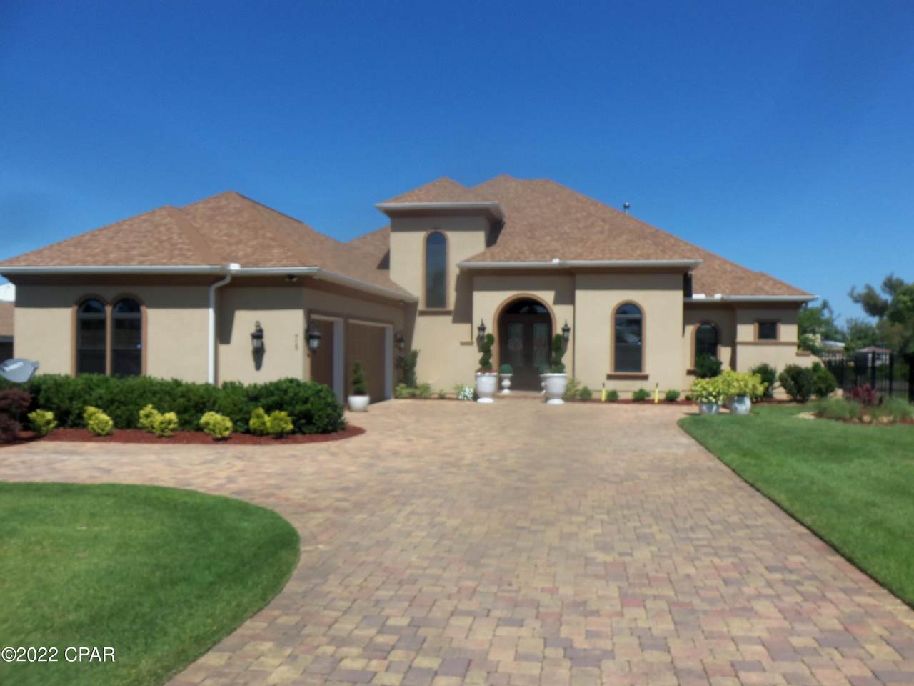 713 Pierson Drive - Photo 1