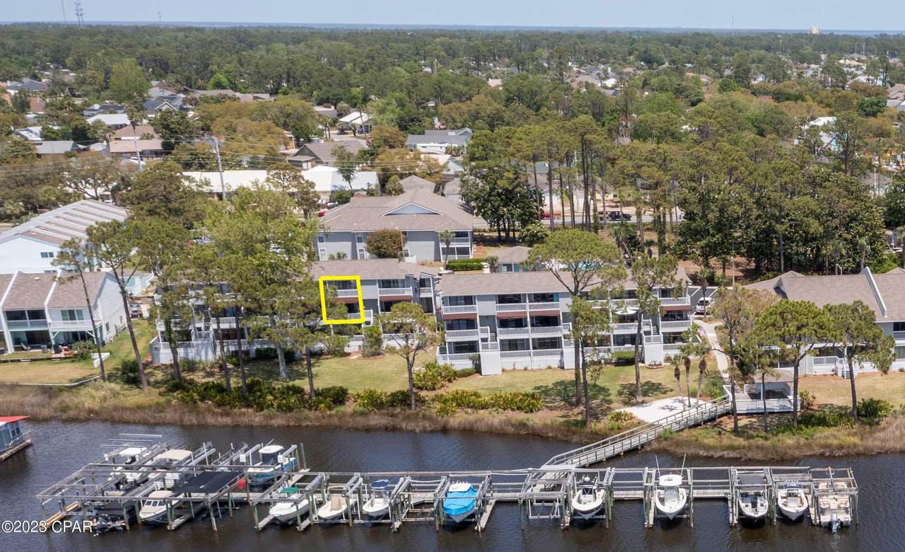 8501 Lagoon Drive - Photo 1