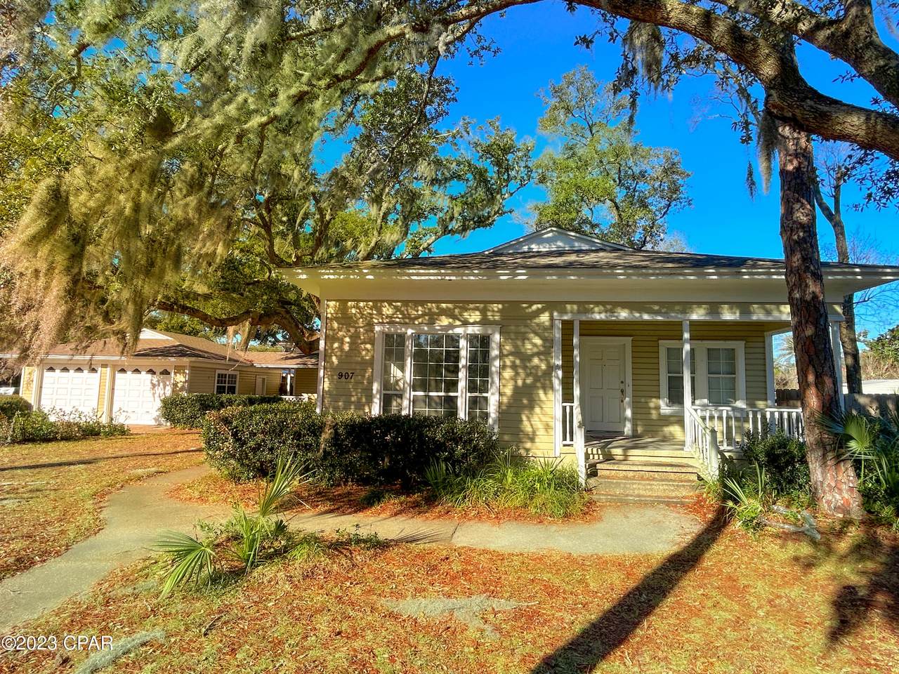 907 Fairland Avenue - Photo 1