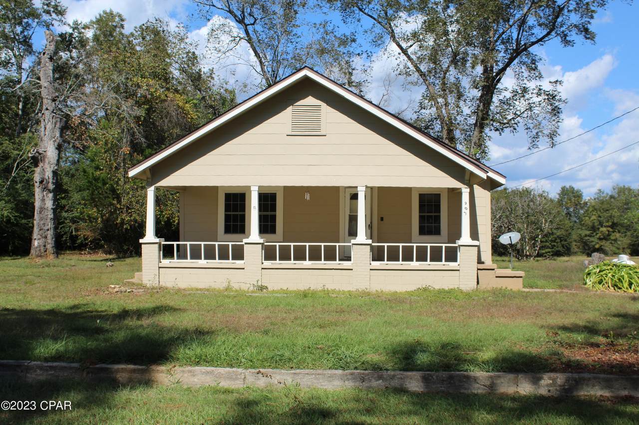 906 W W Banfill Avenue, Bonifay, FL 32425 (MLS 745803) Counts Real