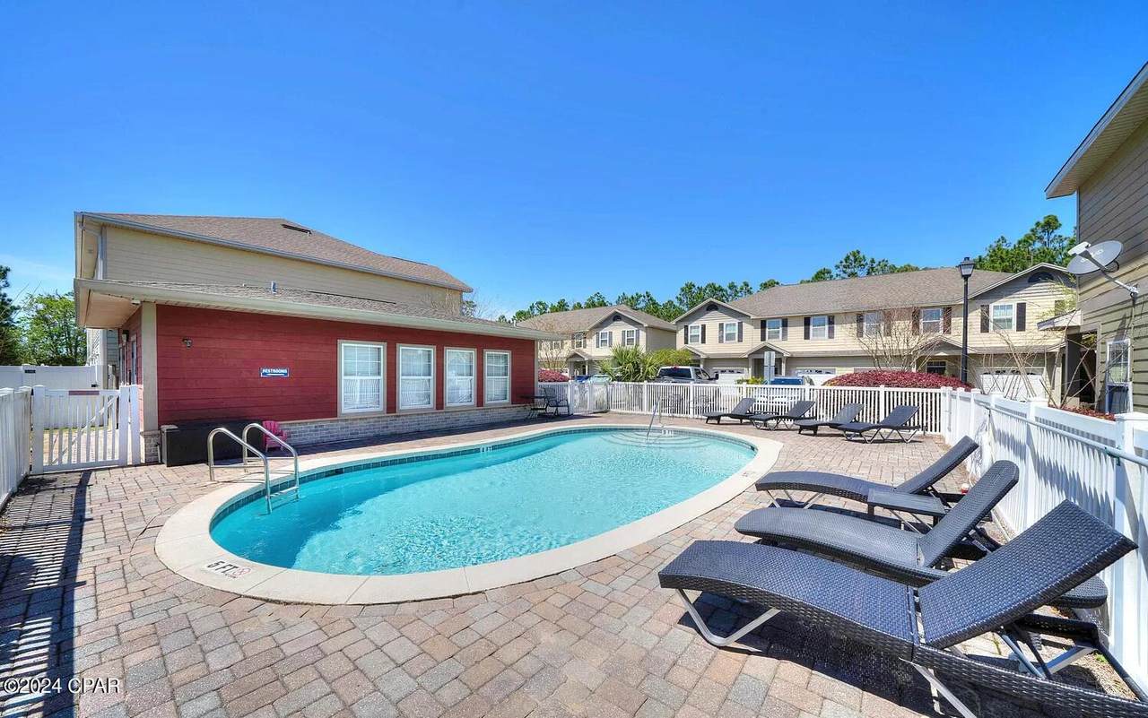 7213 Quail Hollow Drive - Photo 1