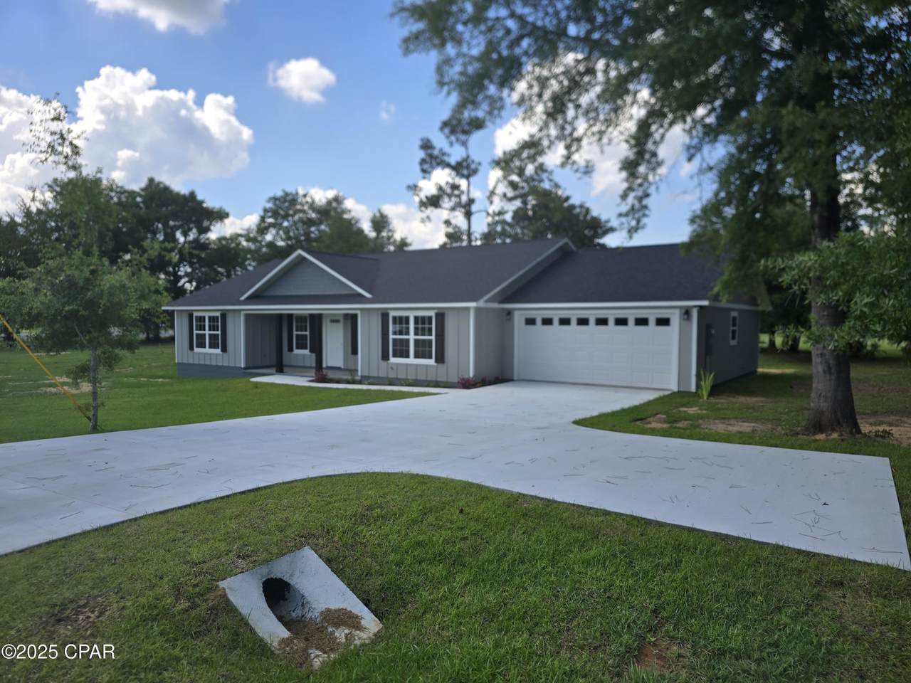 4610 Pineview Drive - Photo 1