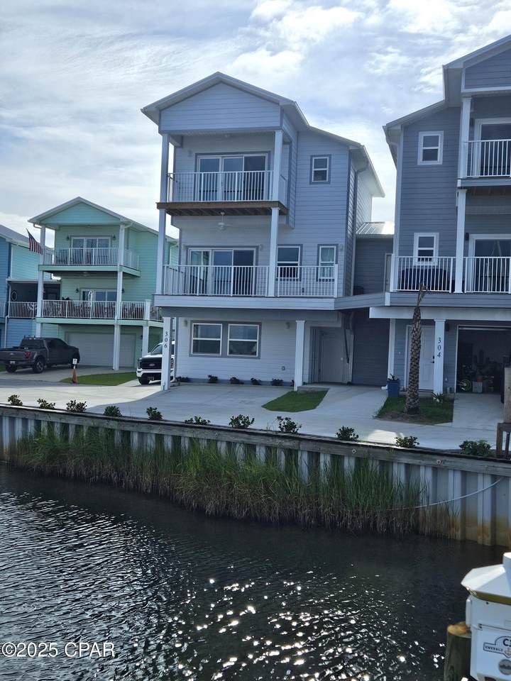 306 Penny Court - Photo 1