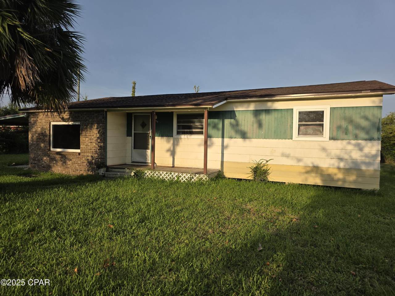 1006 Church Avenue - Photo 1