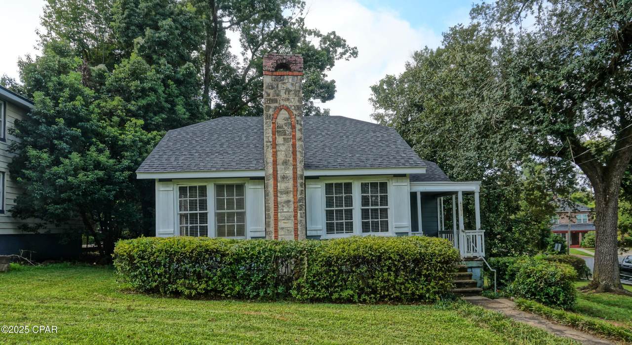 4391 Florence Drive - Photo 1