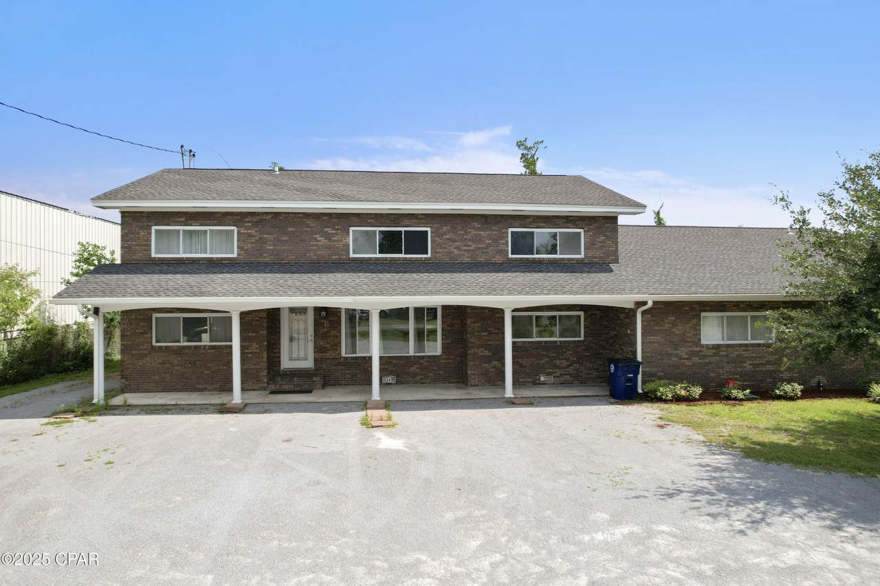 1823 27th Street - Photo 1
