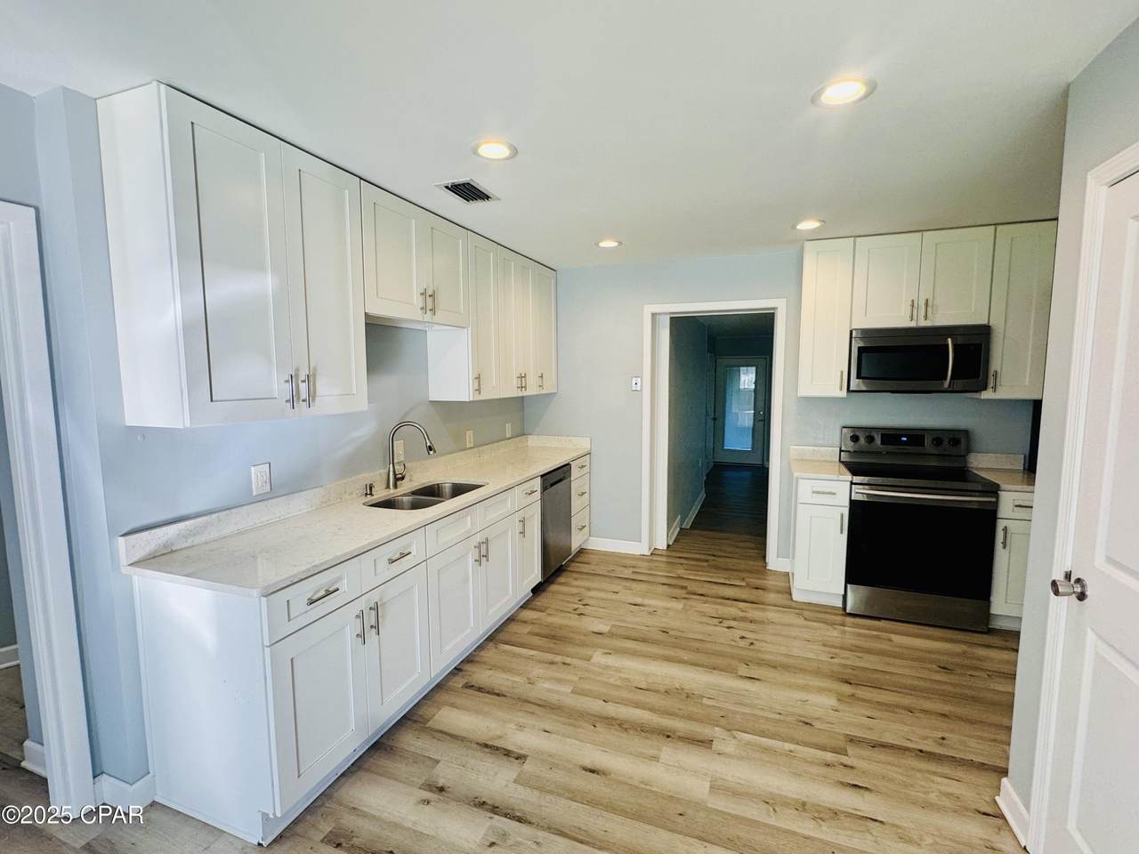 1606 Fairland Avenue - Photo 1