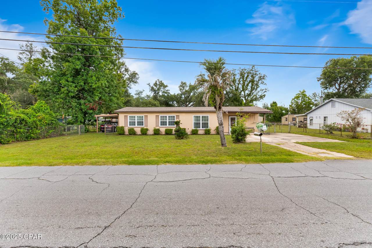 1108 Ethlyn Road - Photo 1