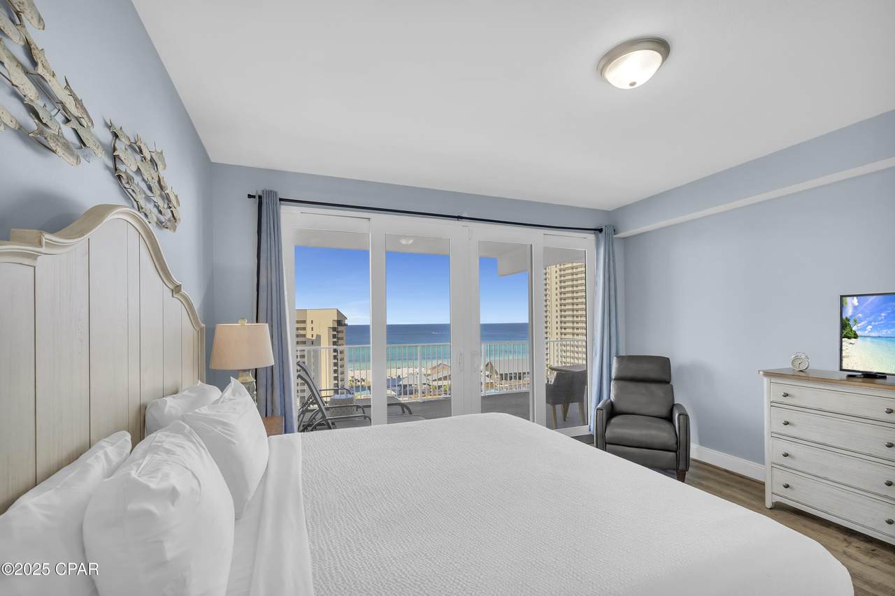 9860 Thomas Drive - Photo 1