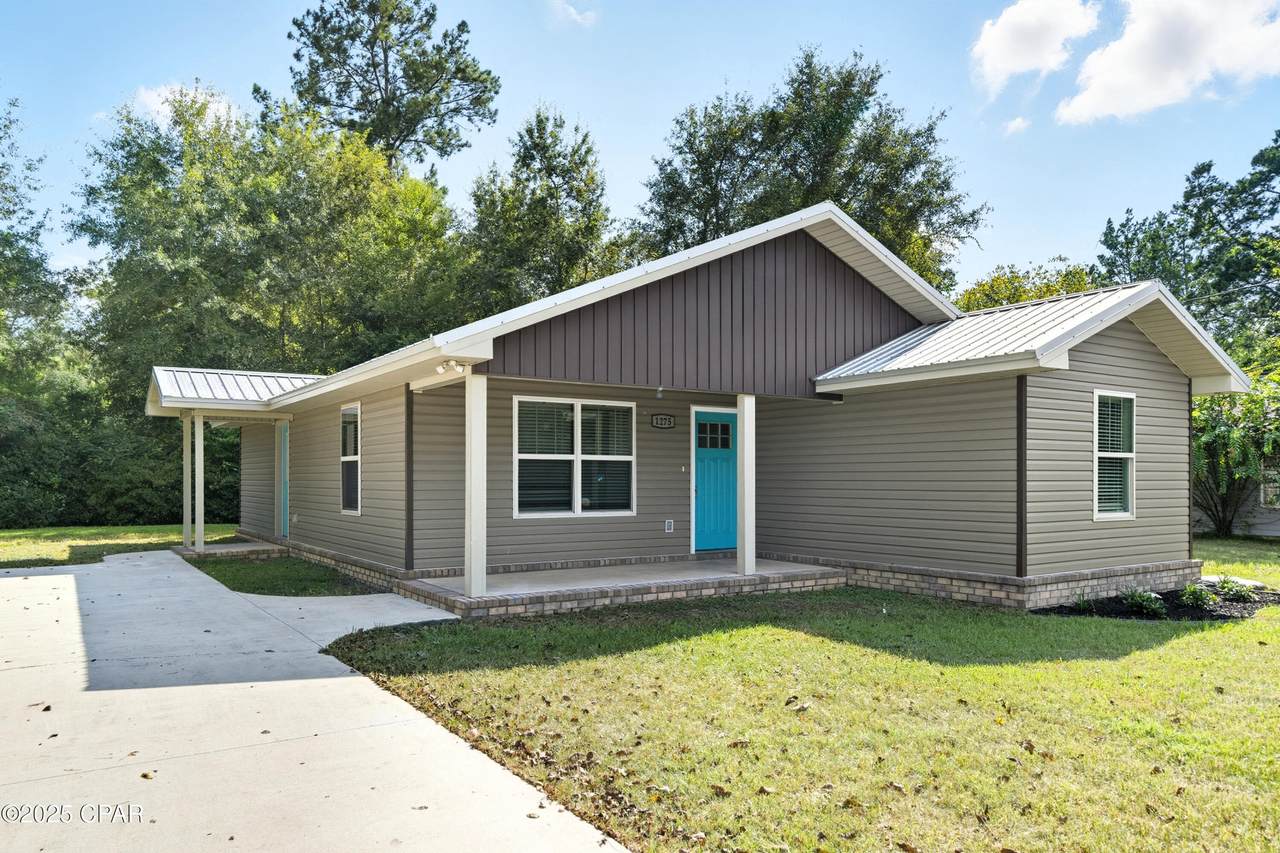 1275 Morris Avenue - Photo 1