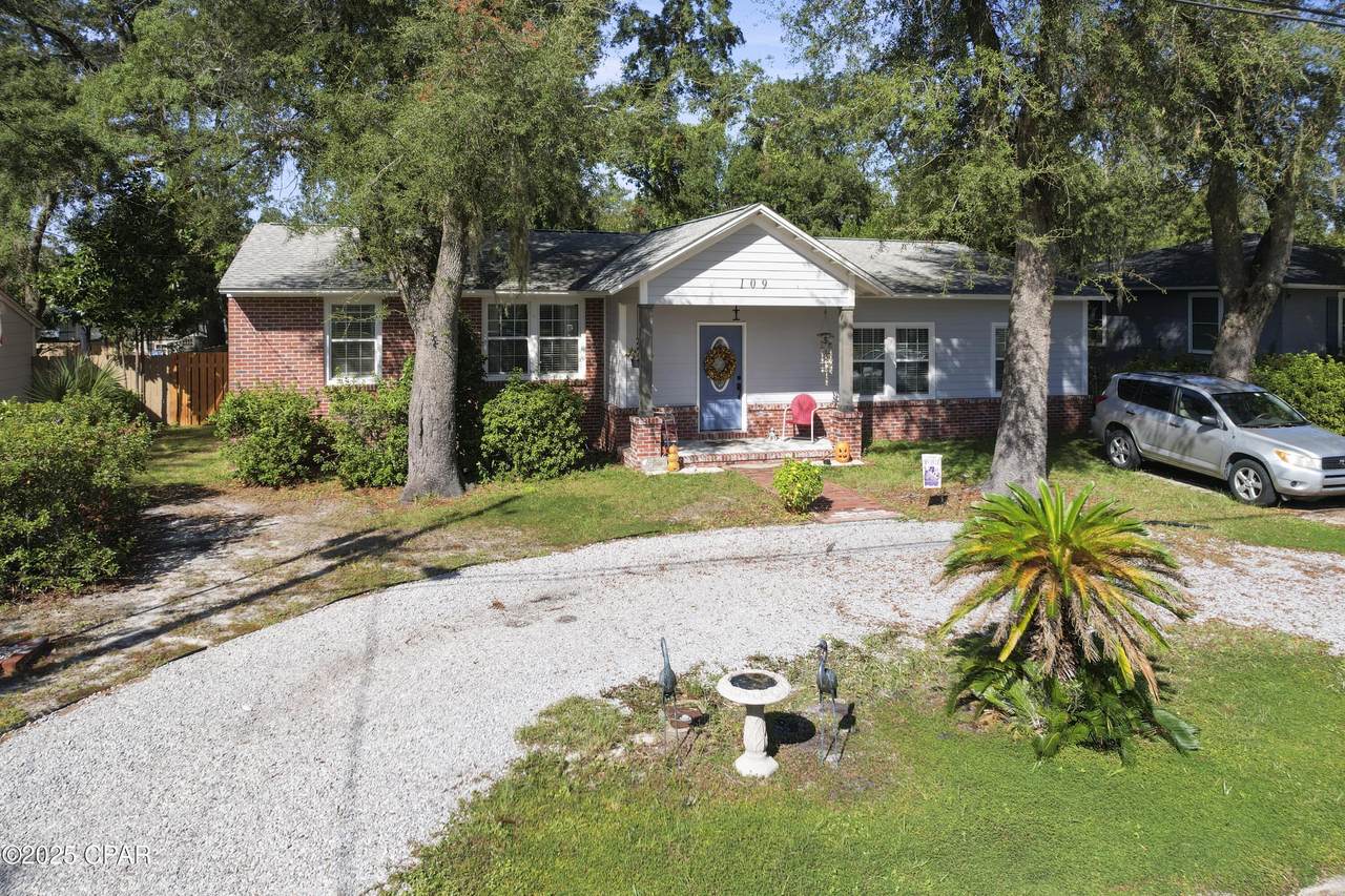 109 Cove Lane - Photo 1