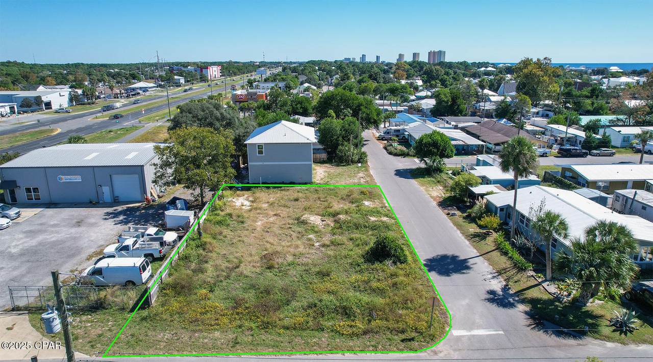 326 Lake Place - Photo 1