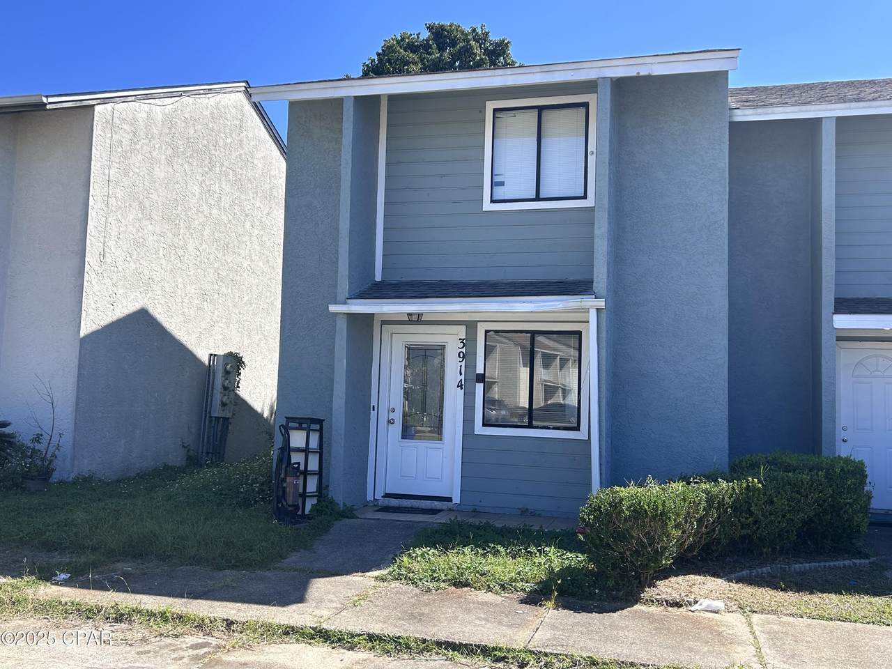 3914 Venetian Circle - Photo 1