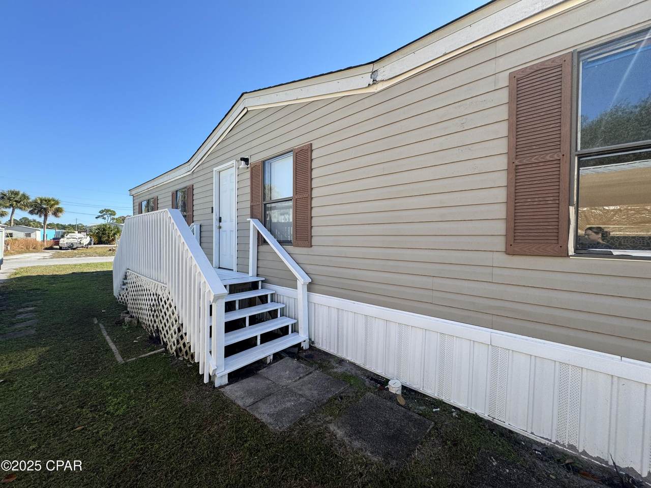 838 Linda Lane - Photo 1