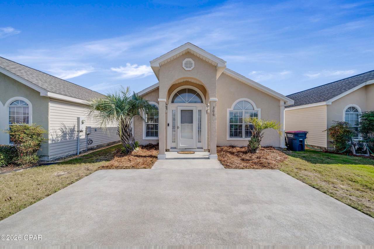 206 Seahorse Way - Photo 1