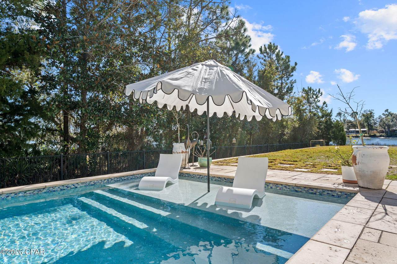 1324 10th Street - Photo 1