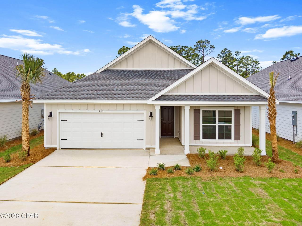 913 Crystal Bayou Boulevard - Photo 1