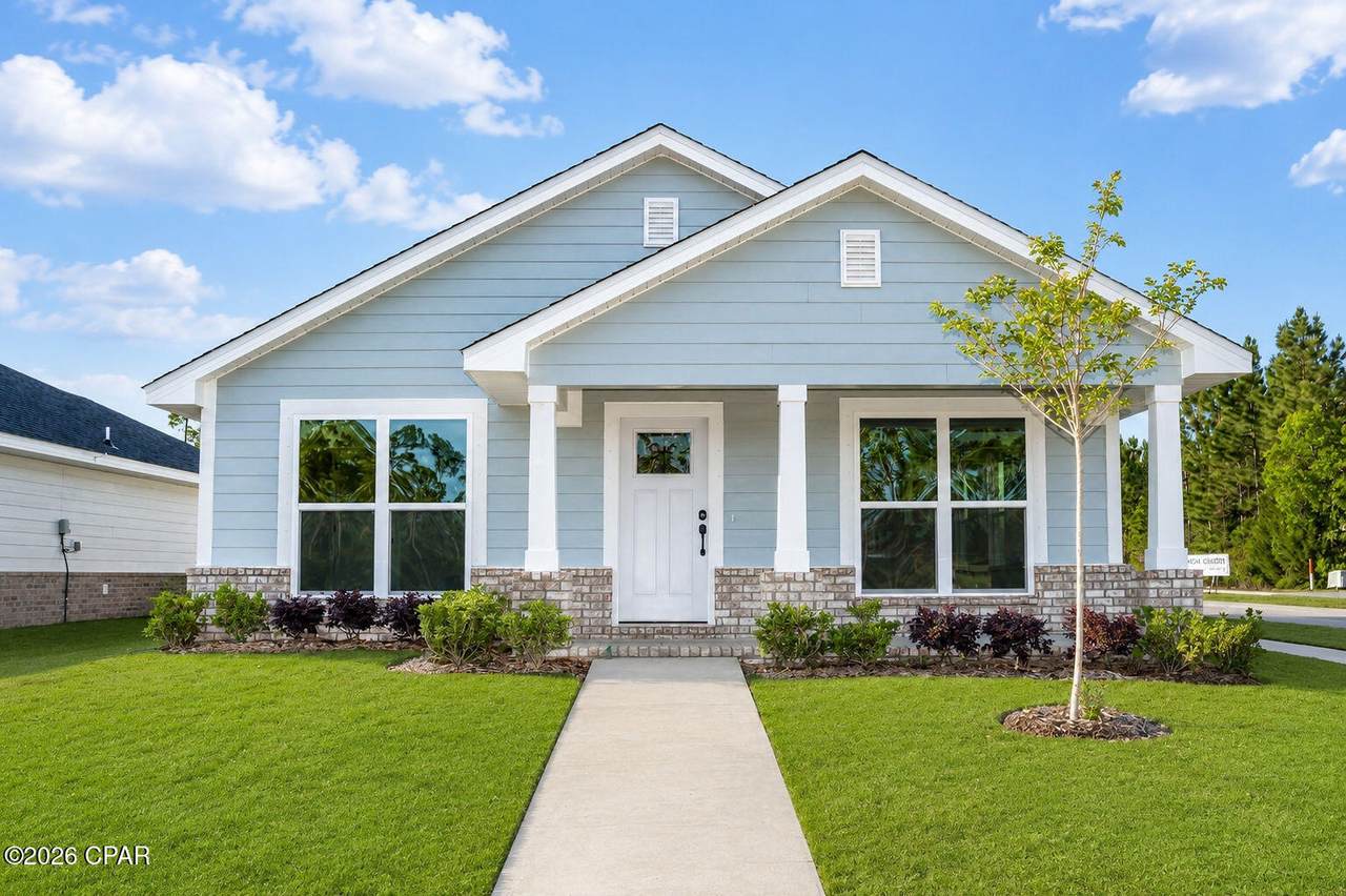 11449 Godart Street - Photo 1