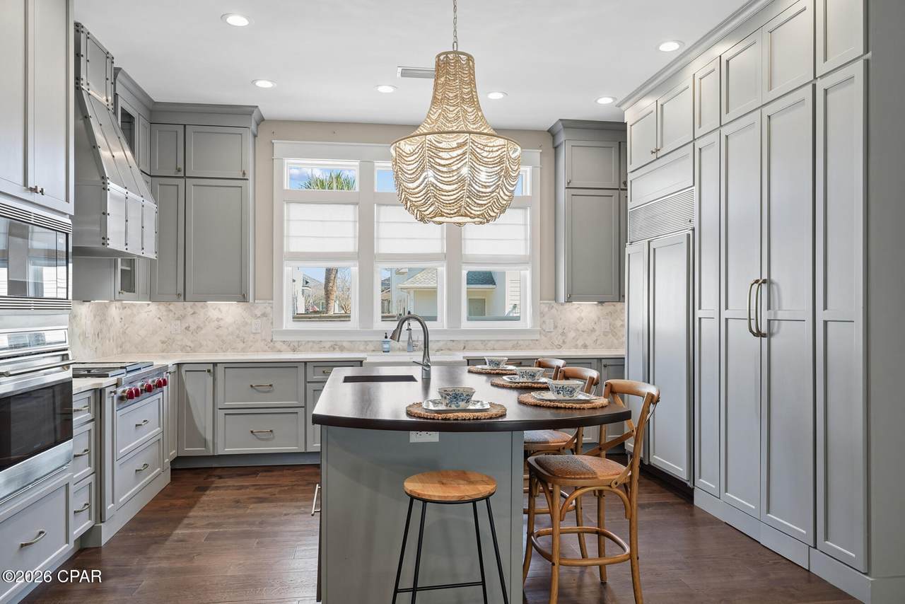 401 Liverpool Avenue - Photo 1