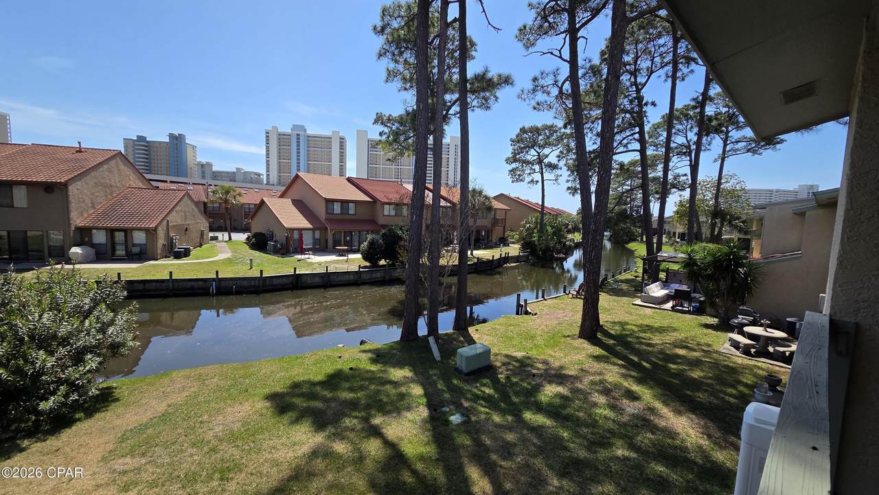 172 White Sandy Drive - Photo 1