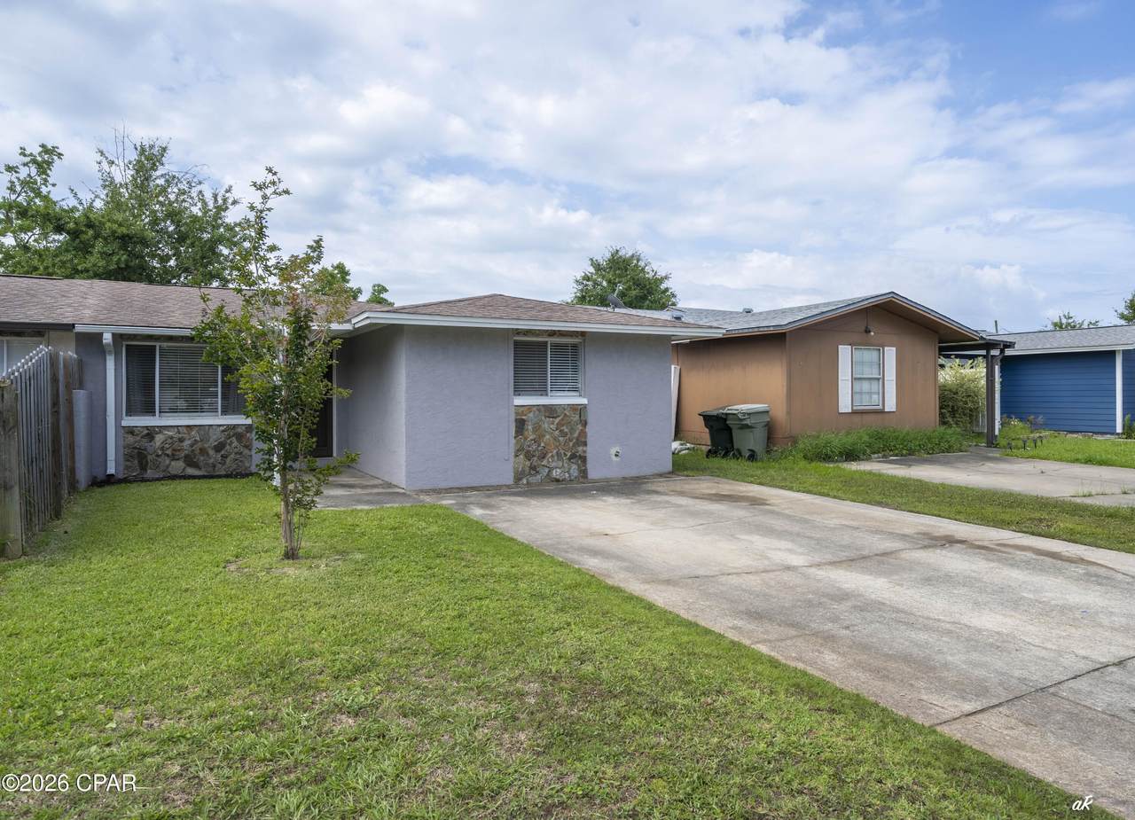 1029 Bradley Circle - Photo 1