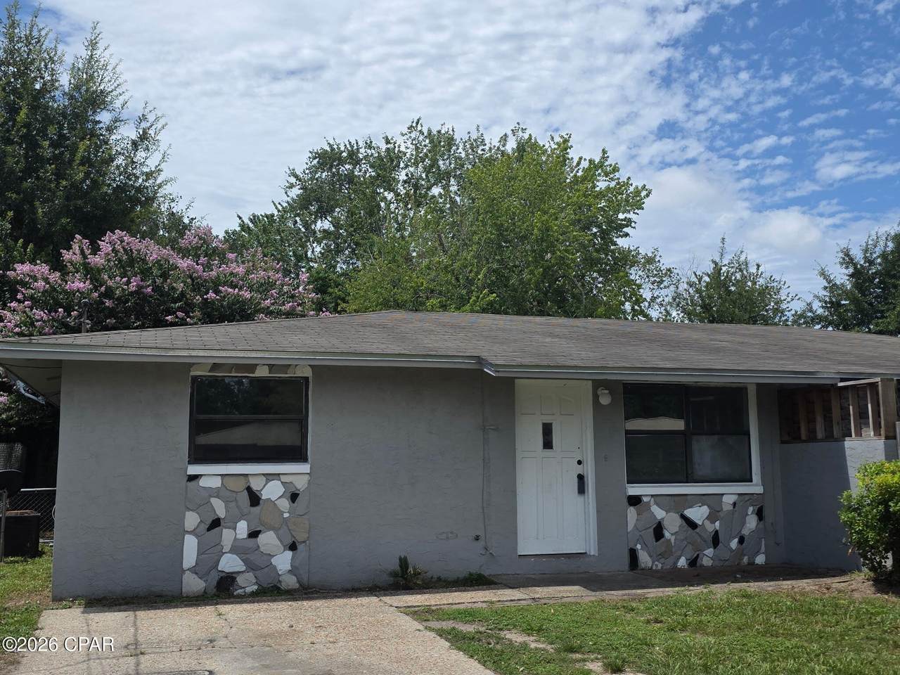 1107 Bradford Circle - Photo 1
