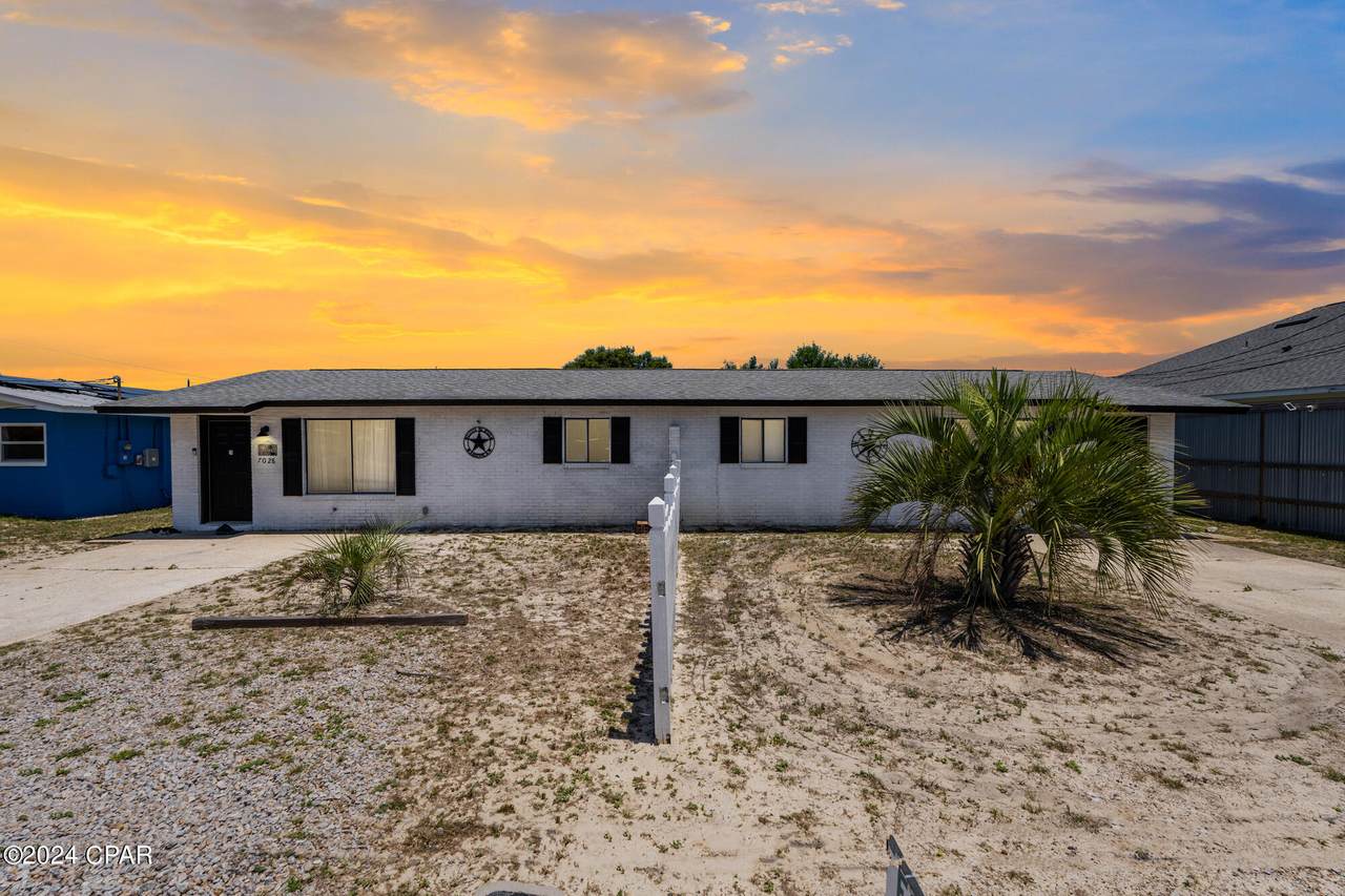 7024 &7028 Beach Drive - Photo 1