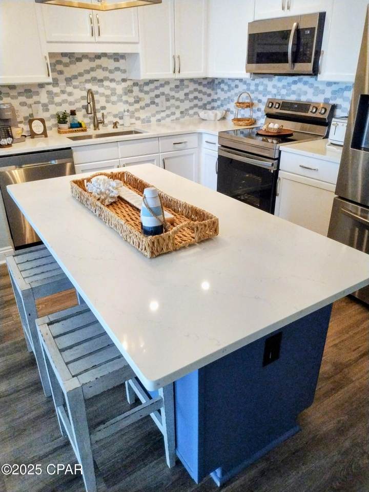 9860 Thomas Drive - Photo 1