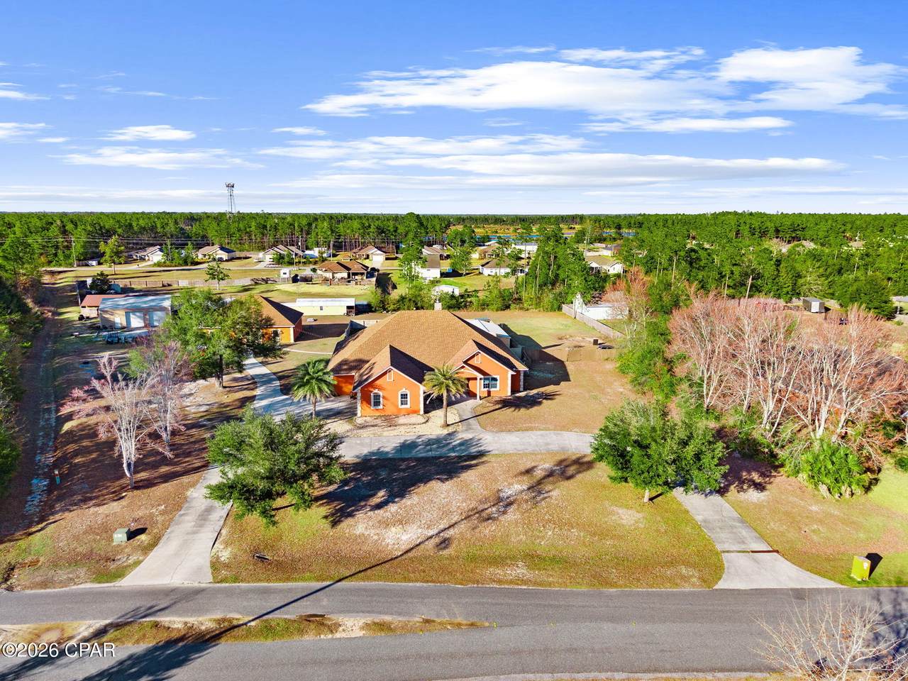 101 White Oaks Boulevard - Photo 1