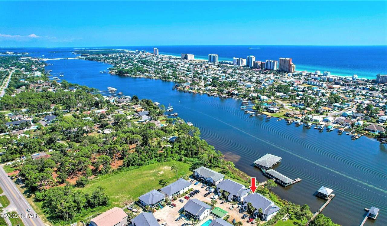 7813 Lagoon Drive - Photo 1