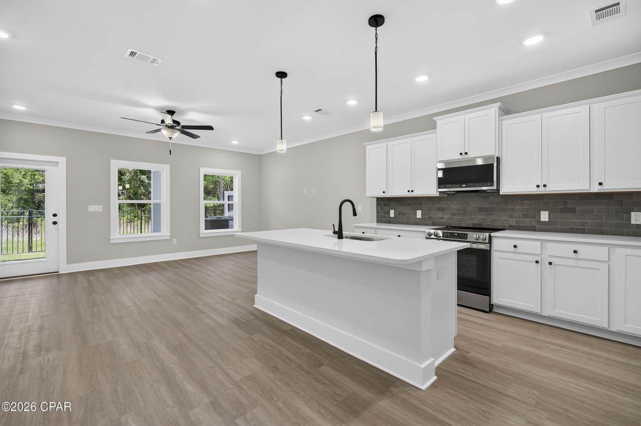 325 Cyan Lane - Photo 1