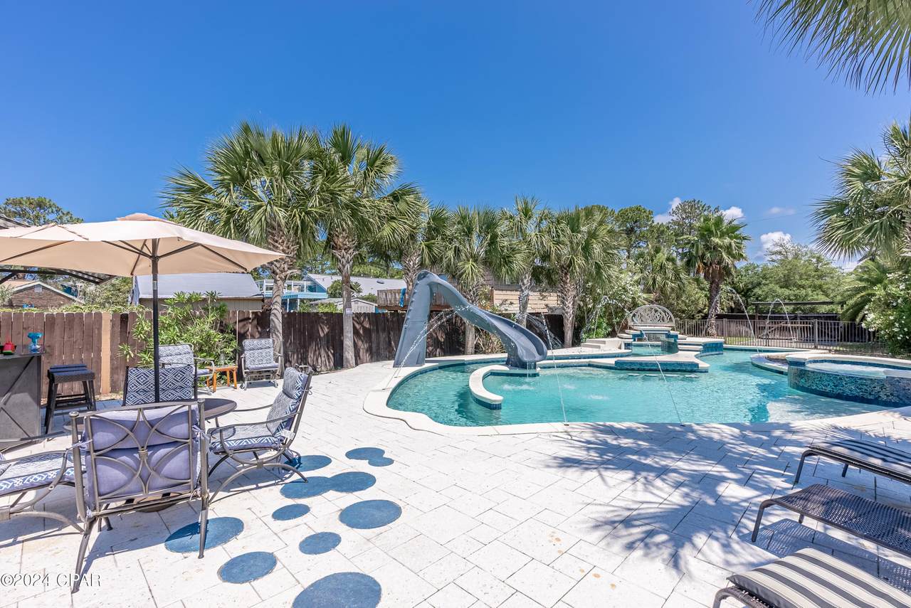 3910 Wasp Street - Photo 1