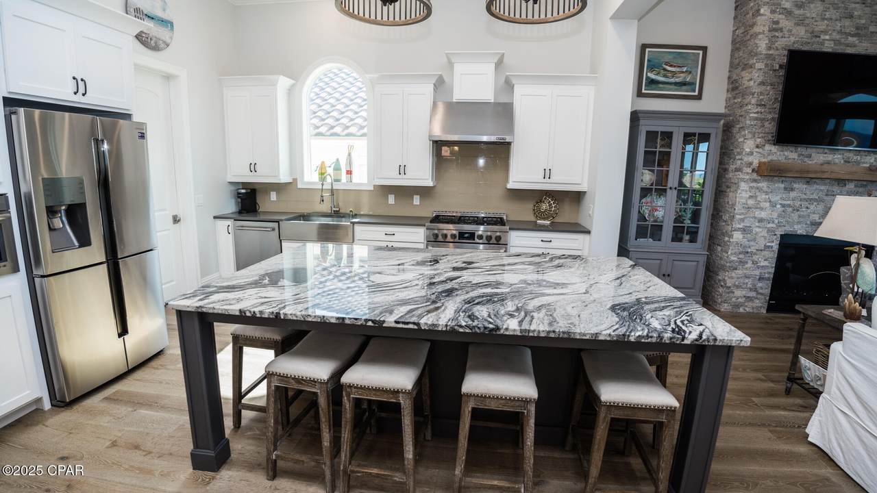 235 La Valencia Circle - Photo 1