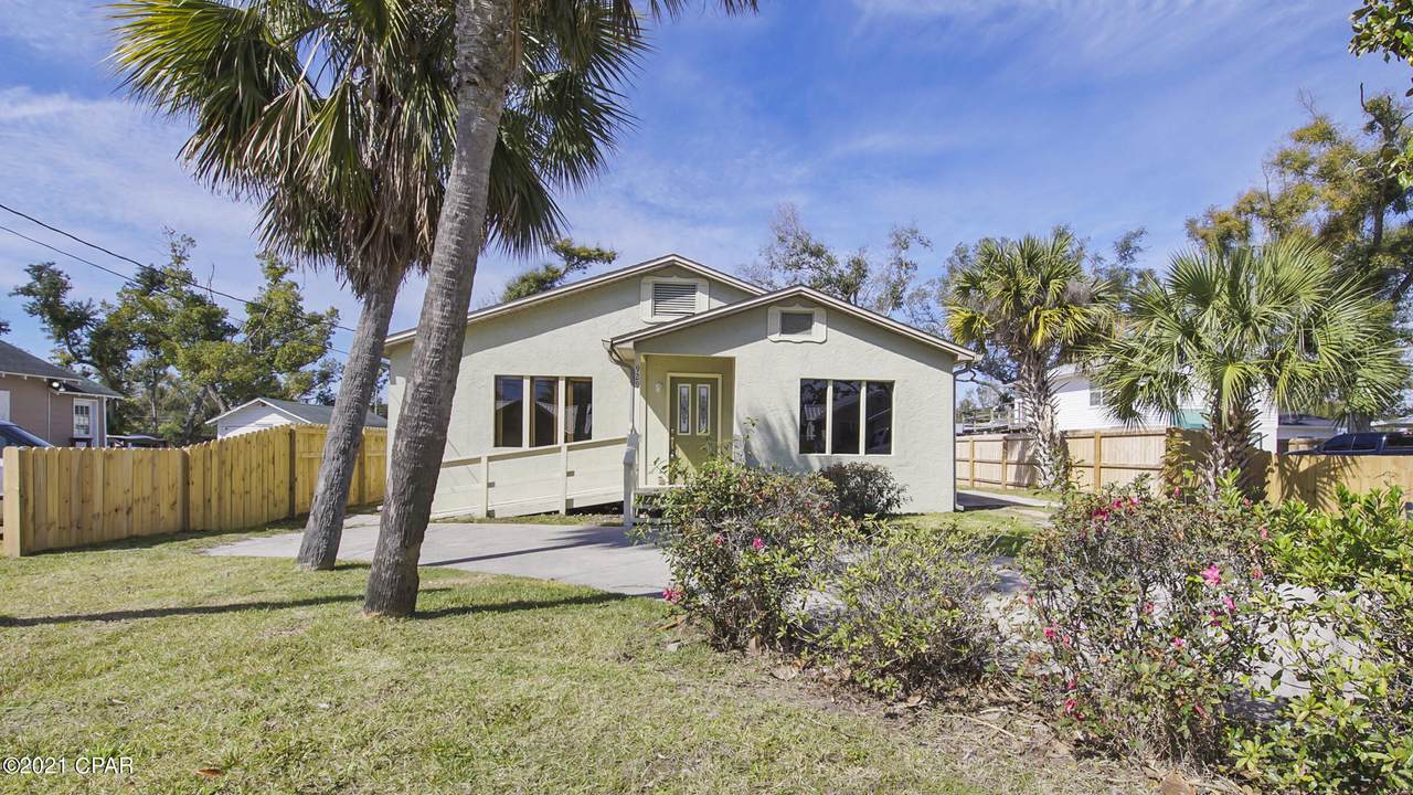 929 Jenks Avenue - Photo 1