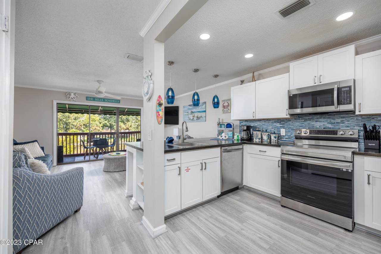 8730 Thomas Drive - Photo 1