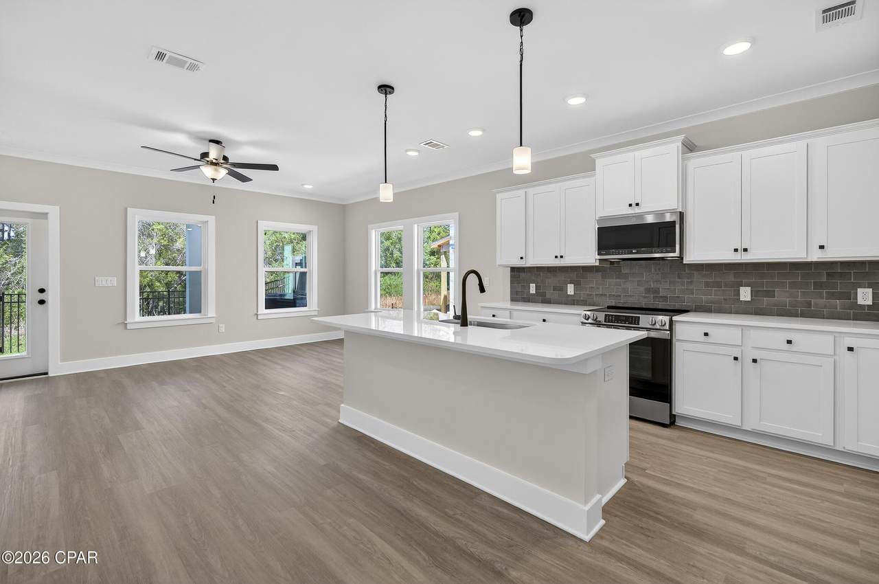 315 Cyan Lane - Photo 1