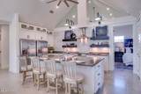205 Wells Street - Photo 6