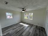 1009 Maple Avenue - Photo 14