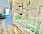 8743 Thomas  Drive - Photo 32