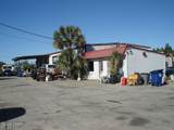1220 19th Street - Photo 2