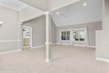 2511 Parkwood Drive - Photo 4