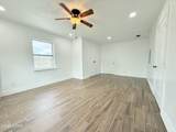 816 East - Photo 10