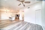 2722 Oak Hammock Avenue - Photo 3